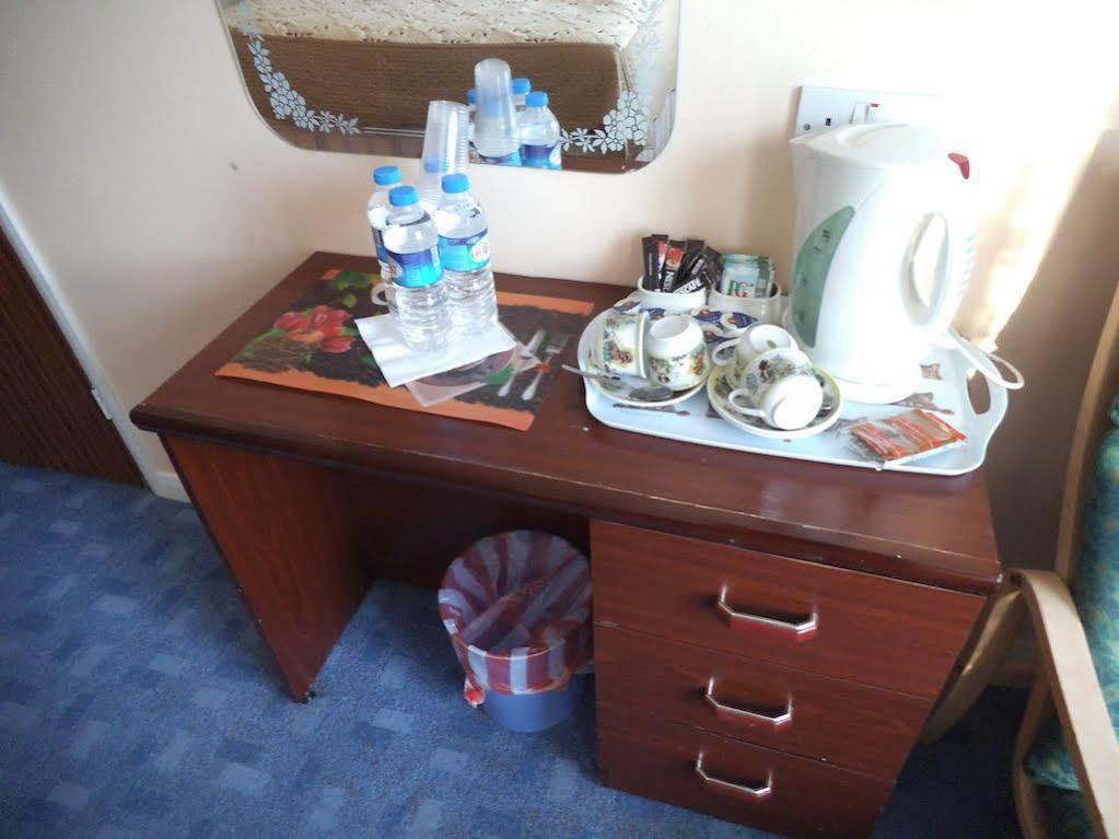 Fountain House Hotel Hayes  Esterno foto