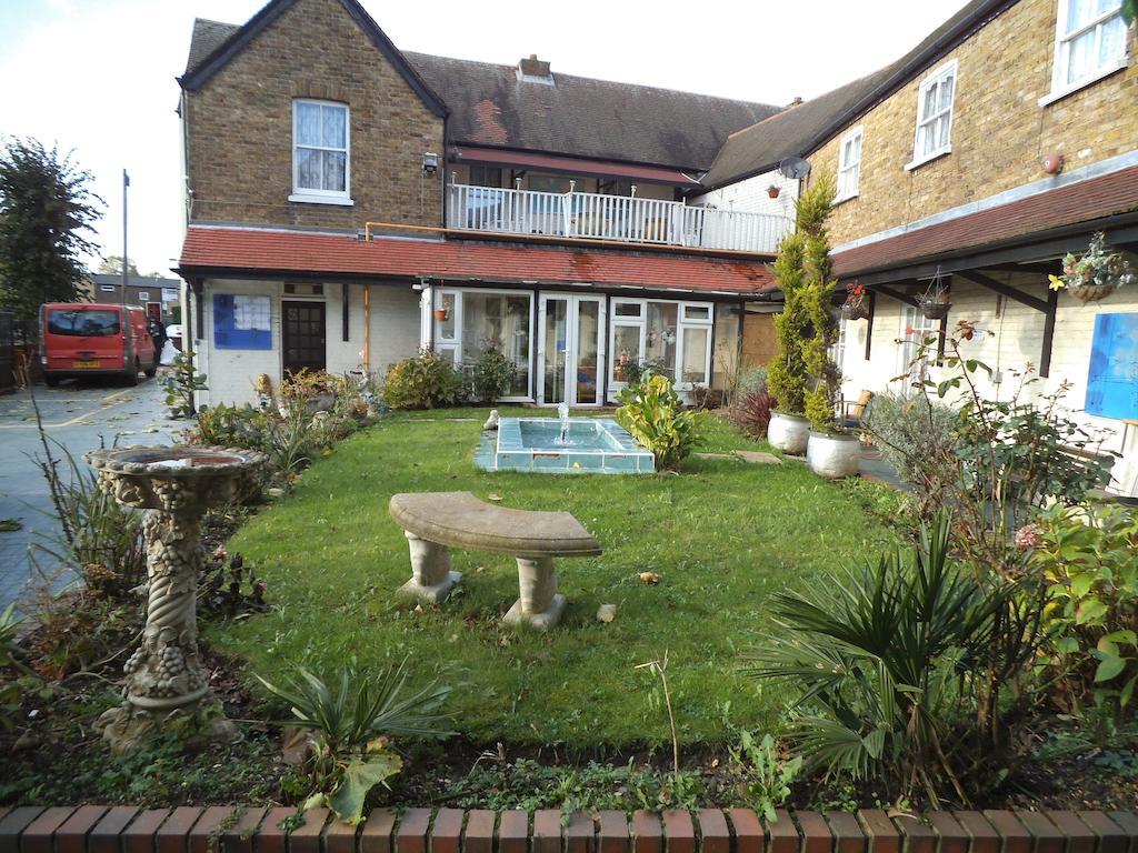 Fountain House Hotel Hayes  Esterno foto